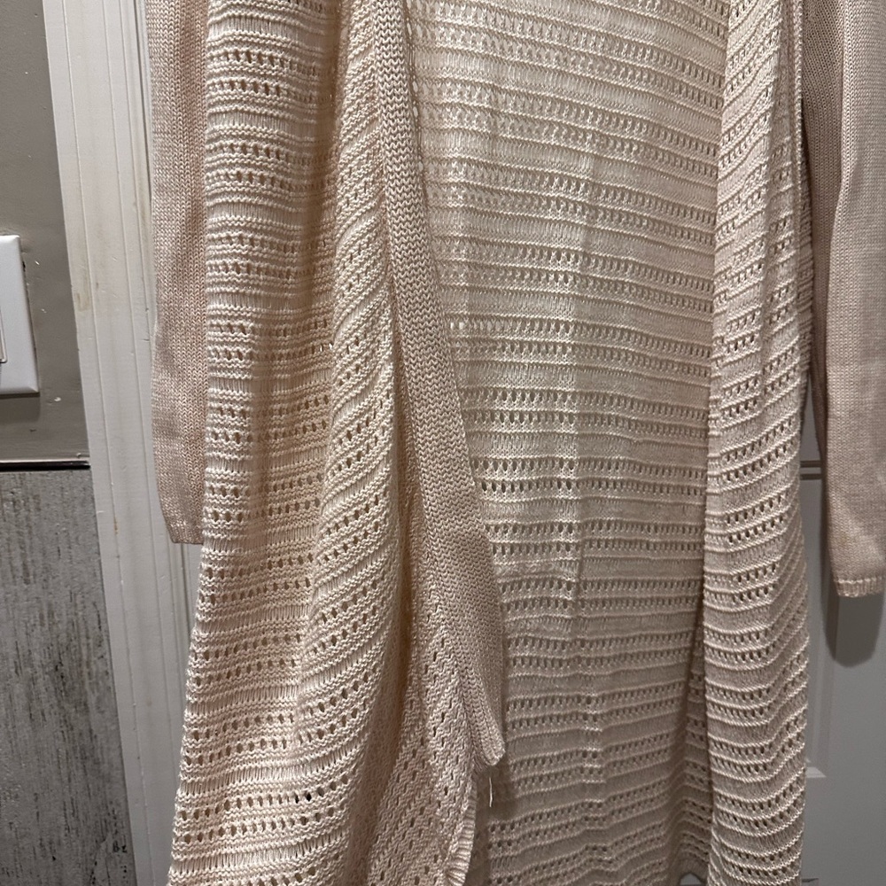 GAP Beige Knit Sweater - Picture 4 of 7